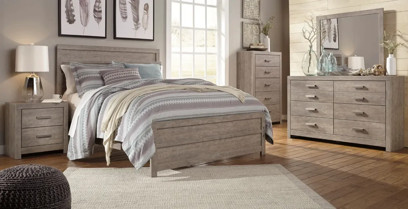 bedroom set with feather pictures